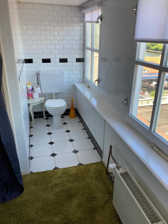 Luc'S Place, Waterbed Grote Kamer Zoeterwoude 외부 사진